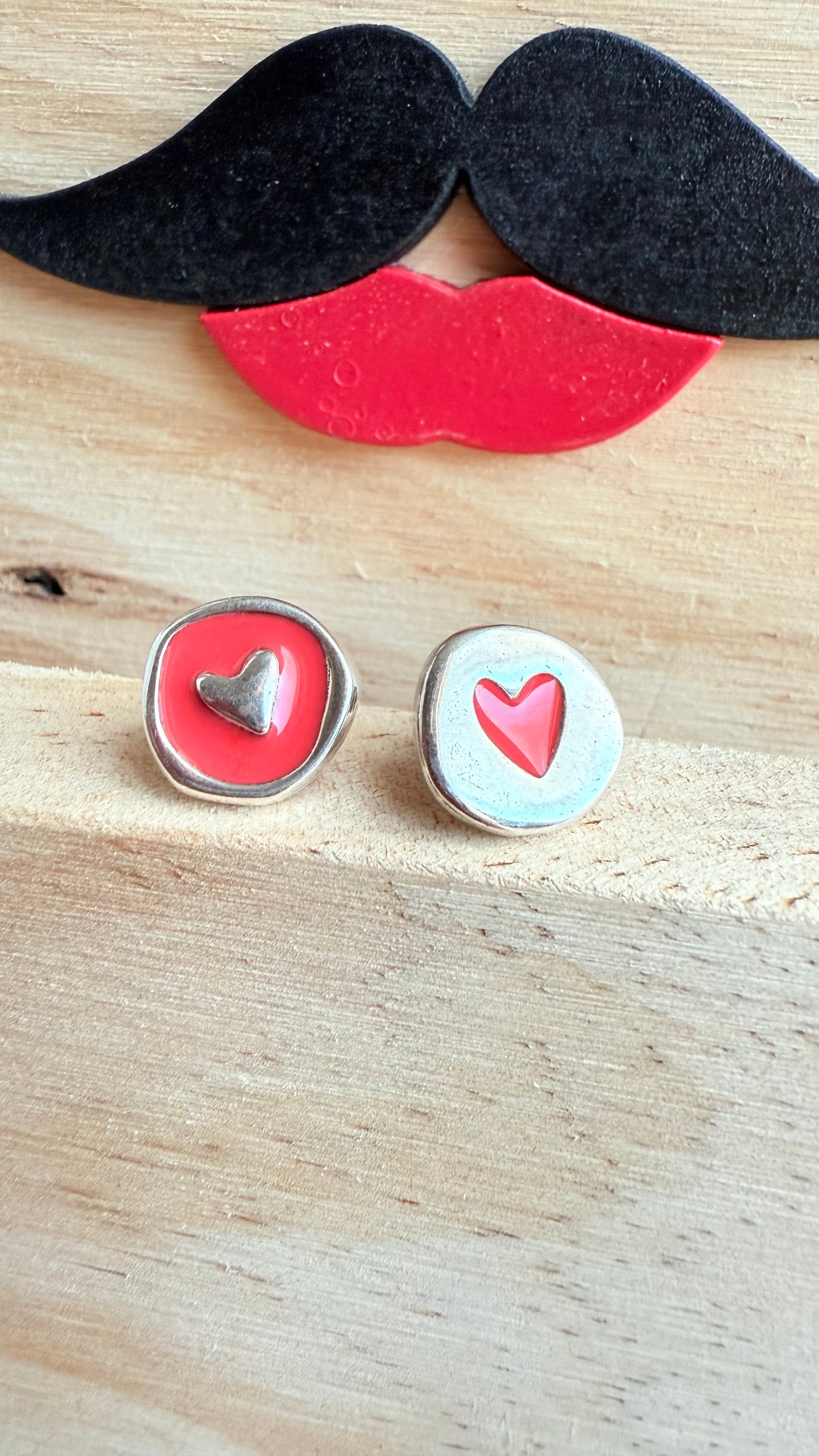 Hearts Stud Earrings - L21