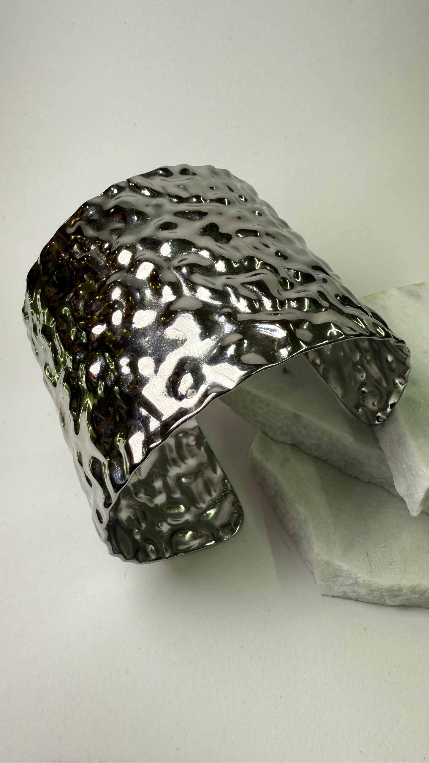 Silver Chunky Bangle-S61