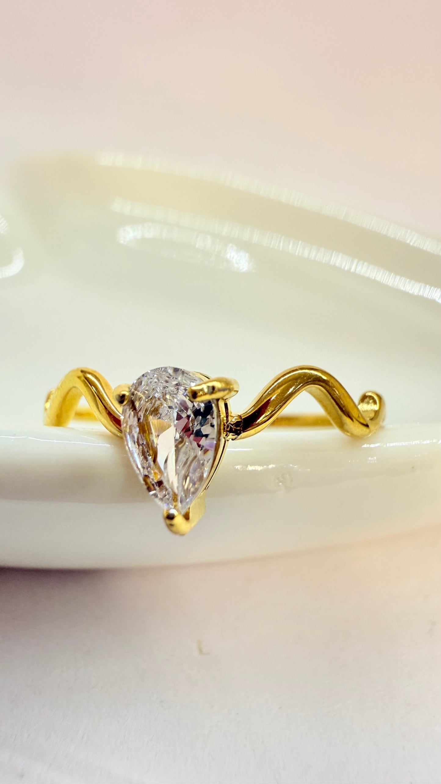 Brilliant Drop Steel Ring- S33
