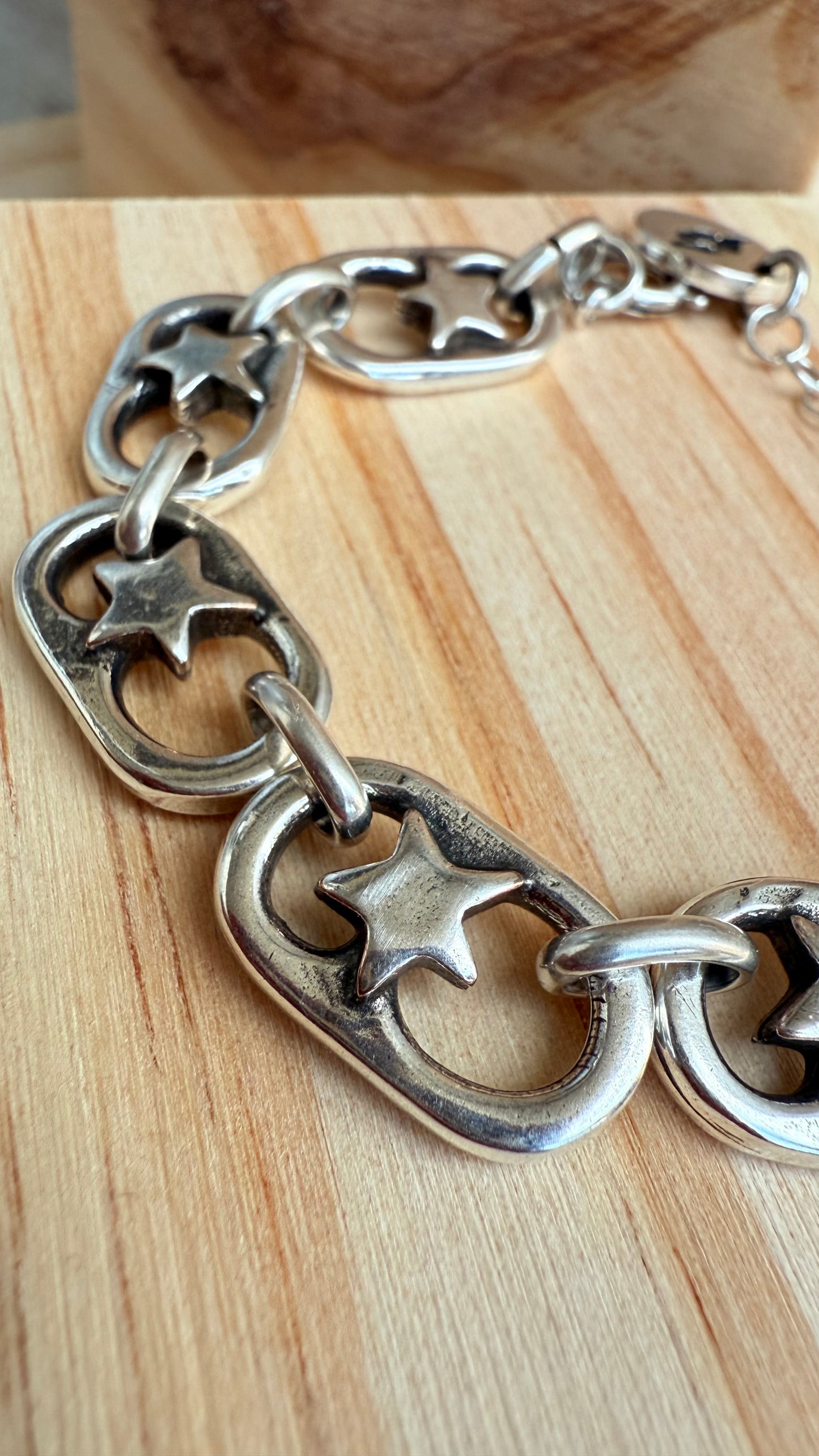 Solid Star Bracelet - L73