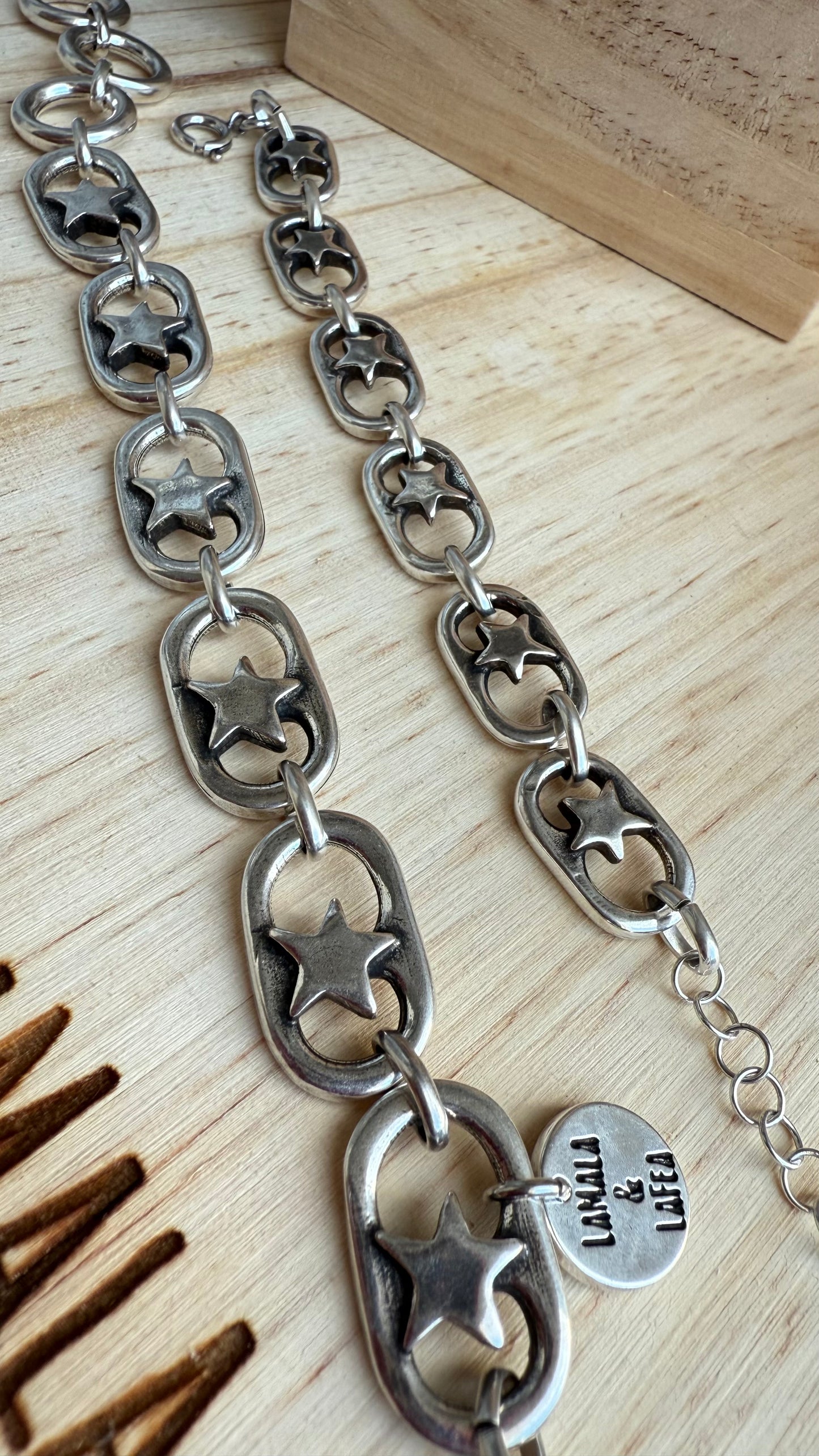 Solid Star Bracelet - L73