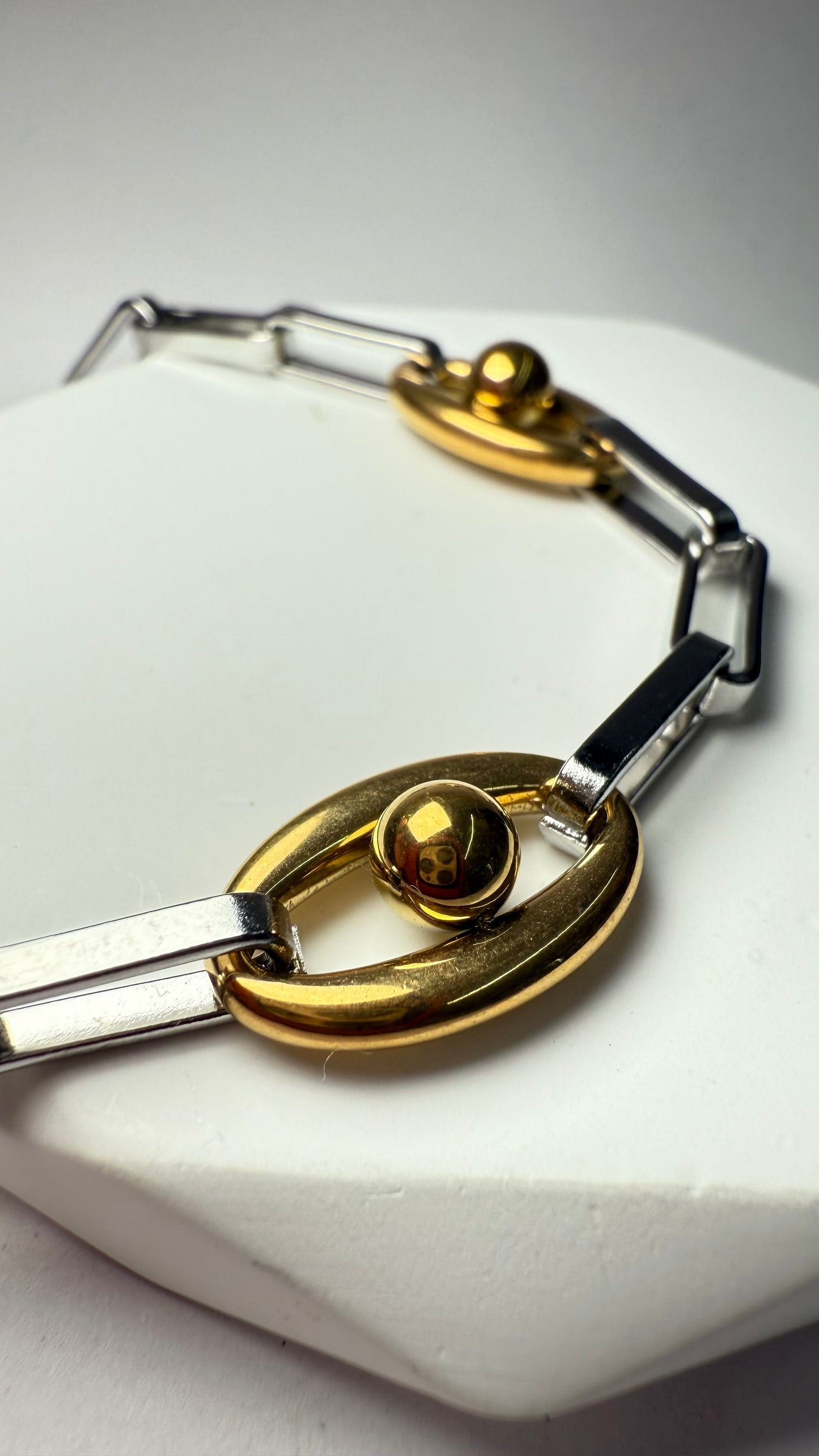 Sphere Inside Oval bracelet- S664