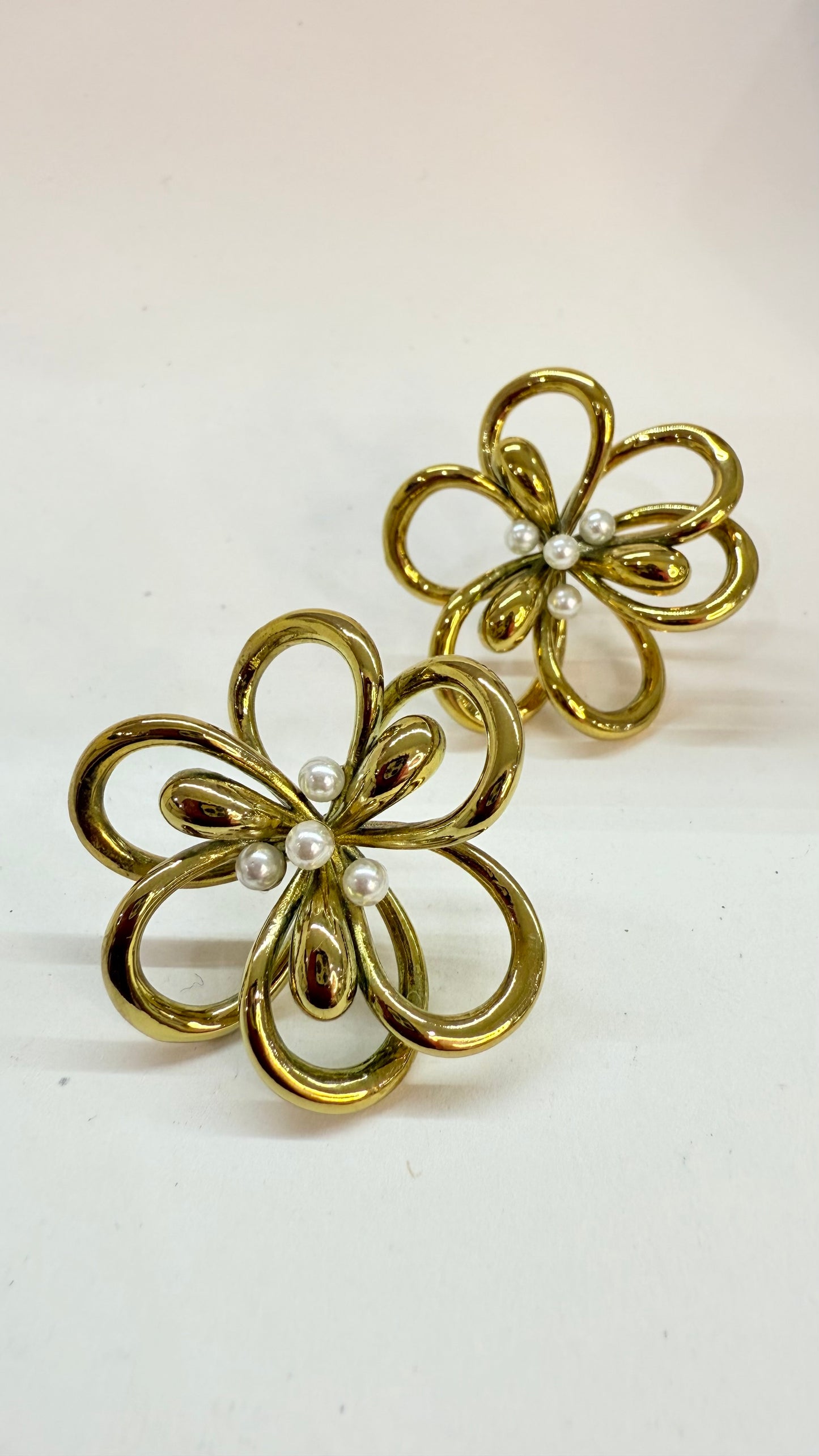 Flowers and Pearls Steel Earrings- S76