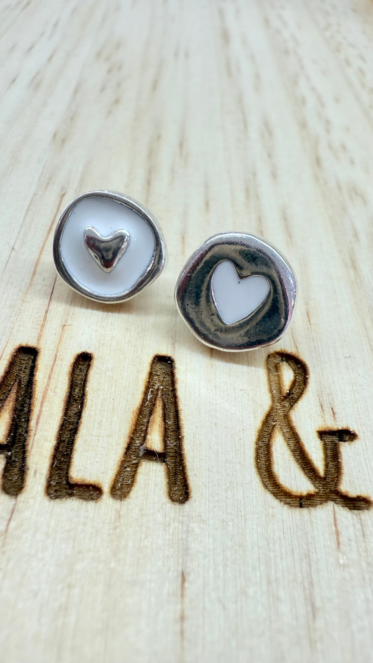 Hearts Stud Earrings - L21