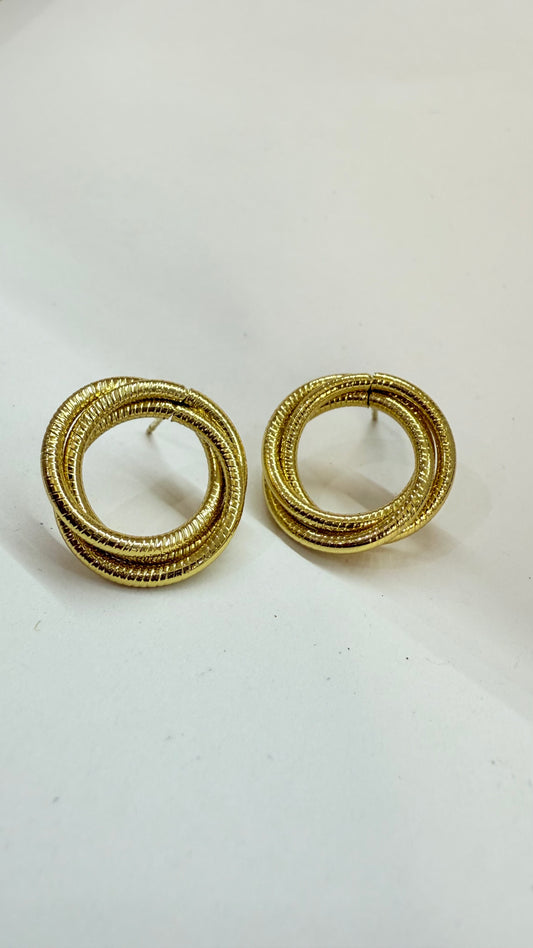 Circle Stud Earrings- S111