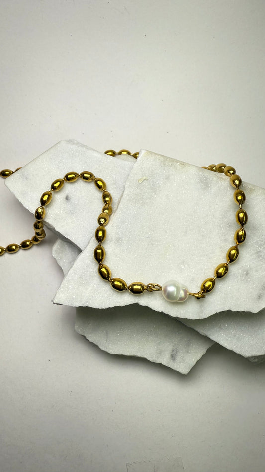 Beautiful Pearl Necklace- S451