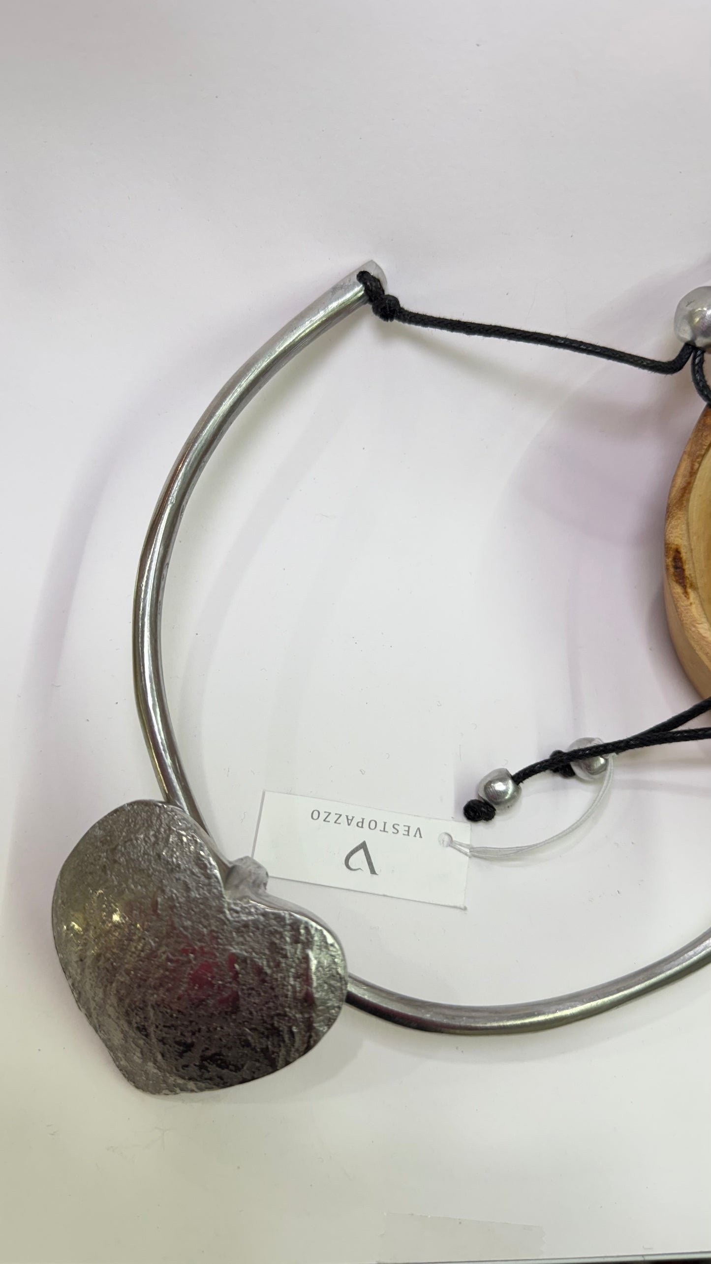 Irregular Heart Chockers- A50