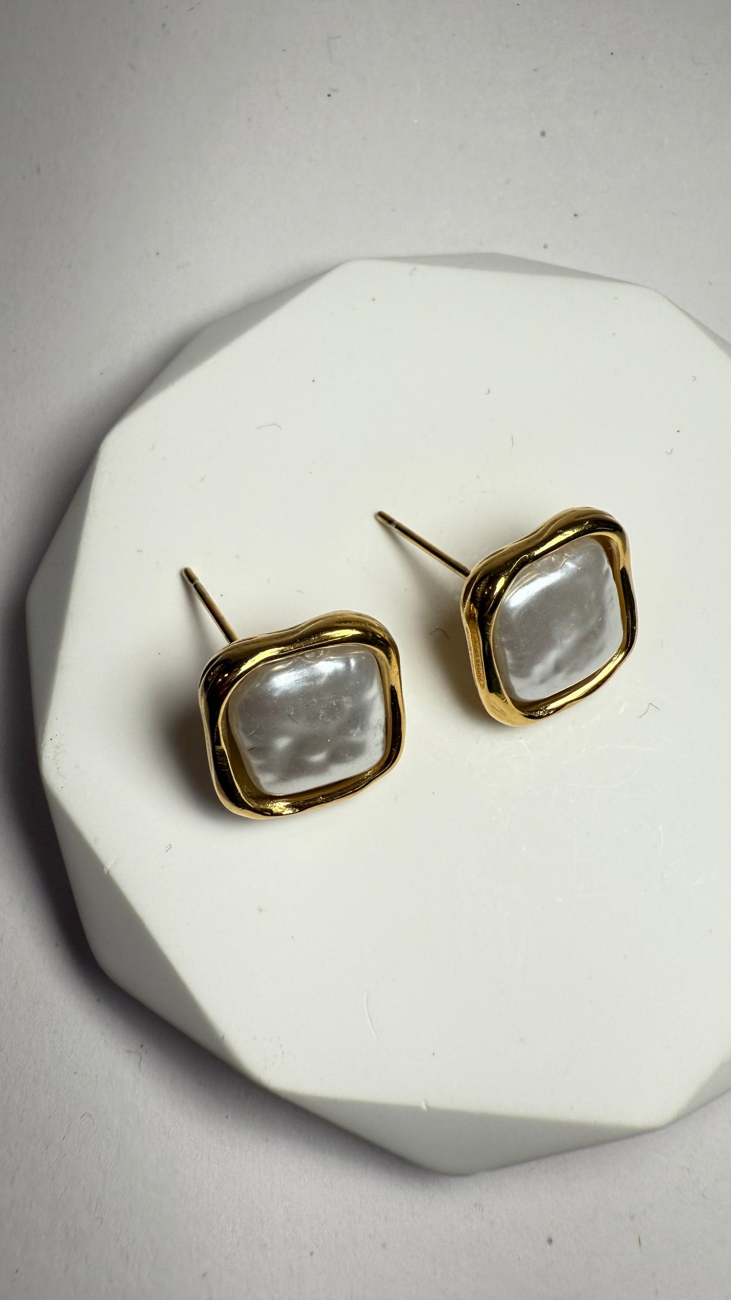 Square Pearl Stud Earrings-S331