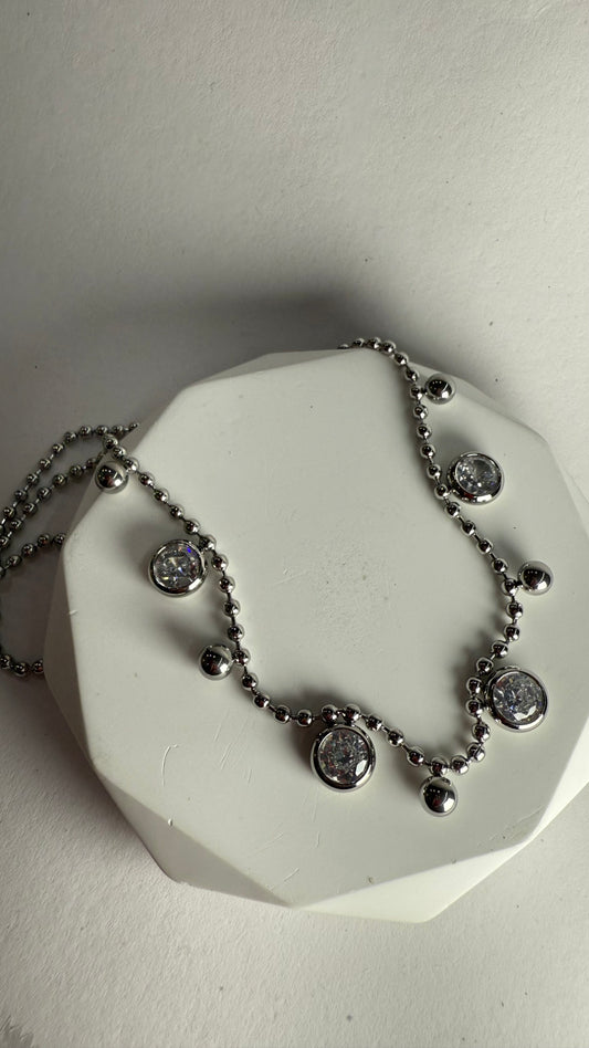 Pretty Chockers - S81