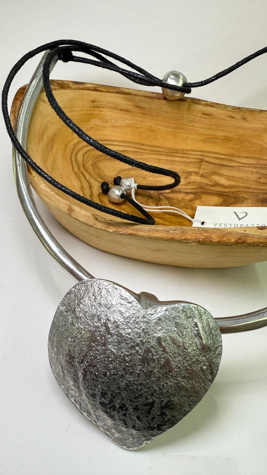 Irregular Heart Chockers- A50