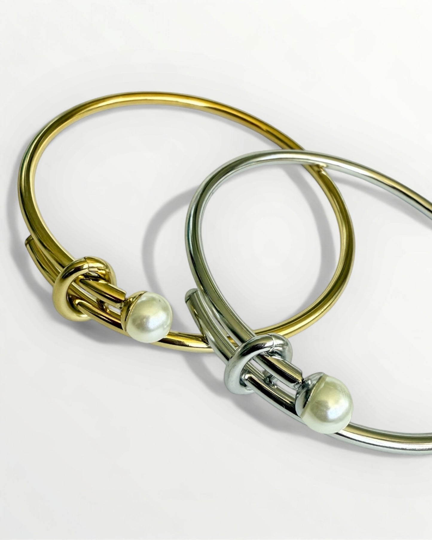 Cely Steel Bangle- S566