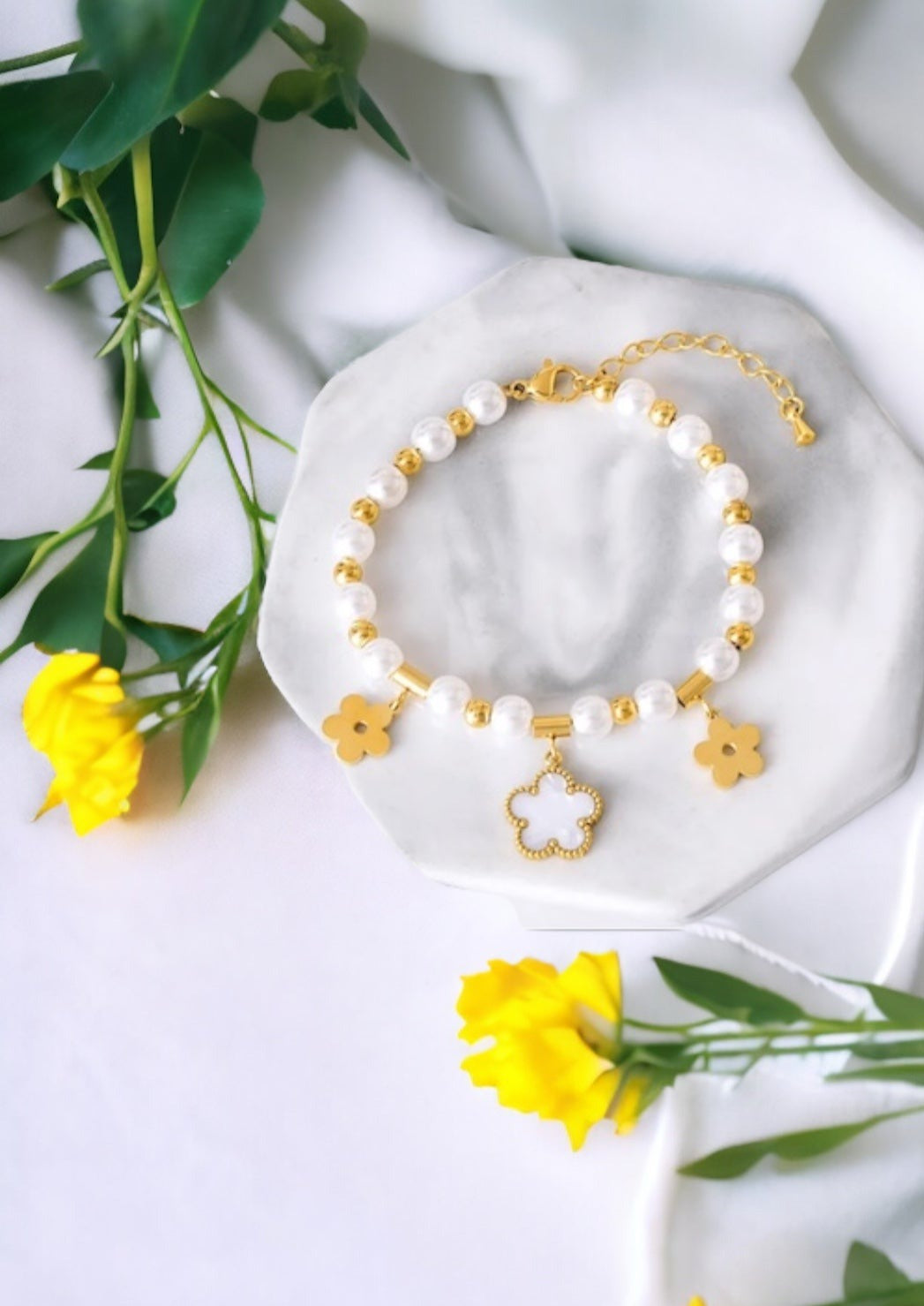 Flowers and Pearls Steel Bracelet- S21