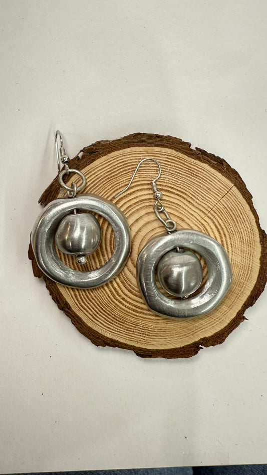 Boucles Round Earrings- A66