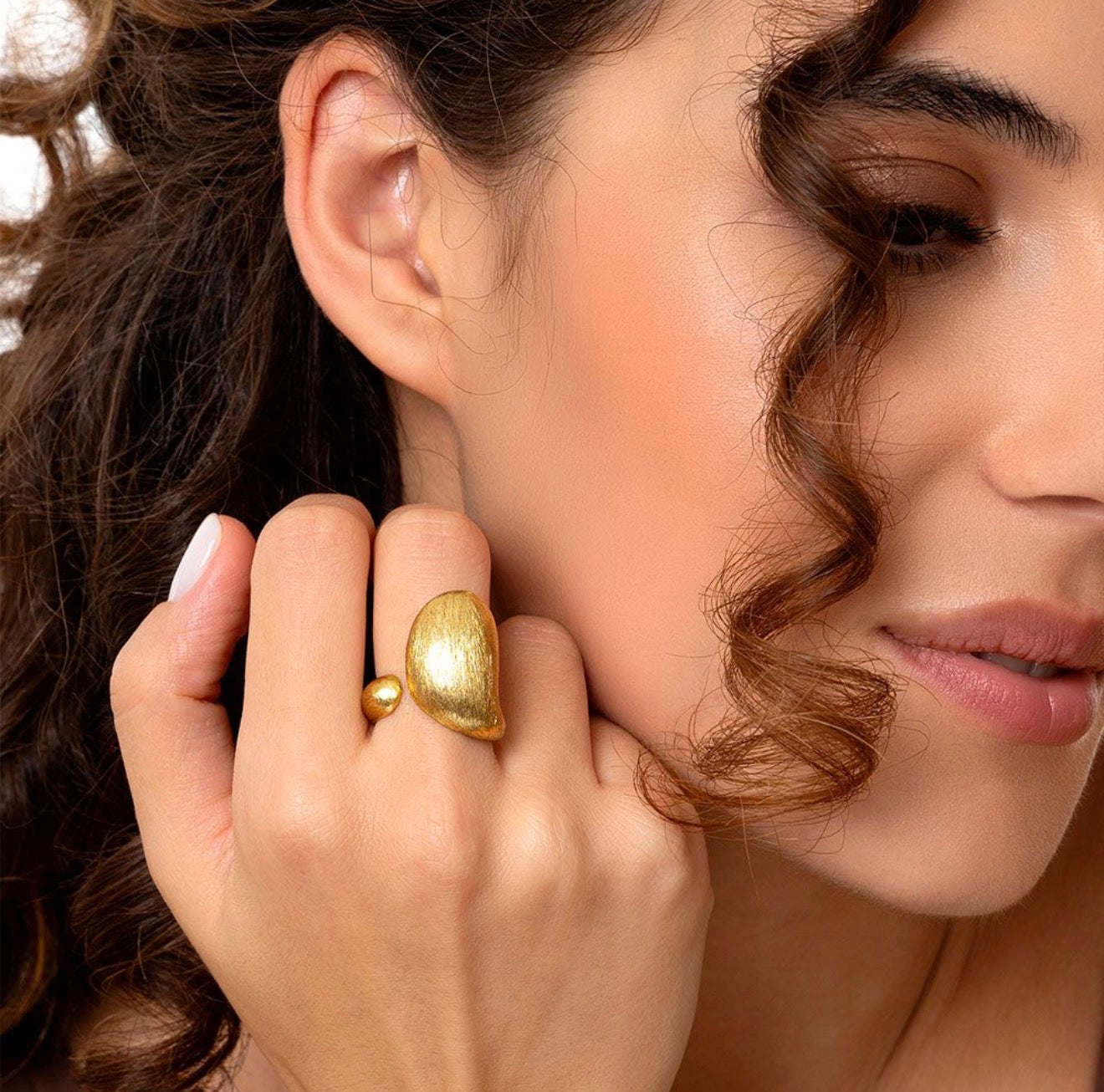 Ángela Brass Steel- B25