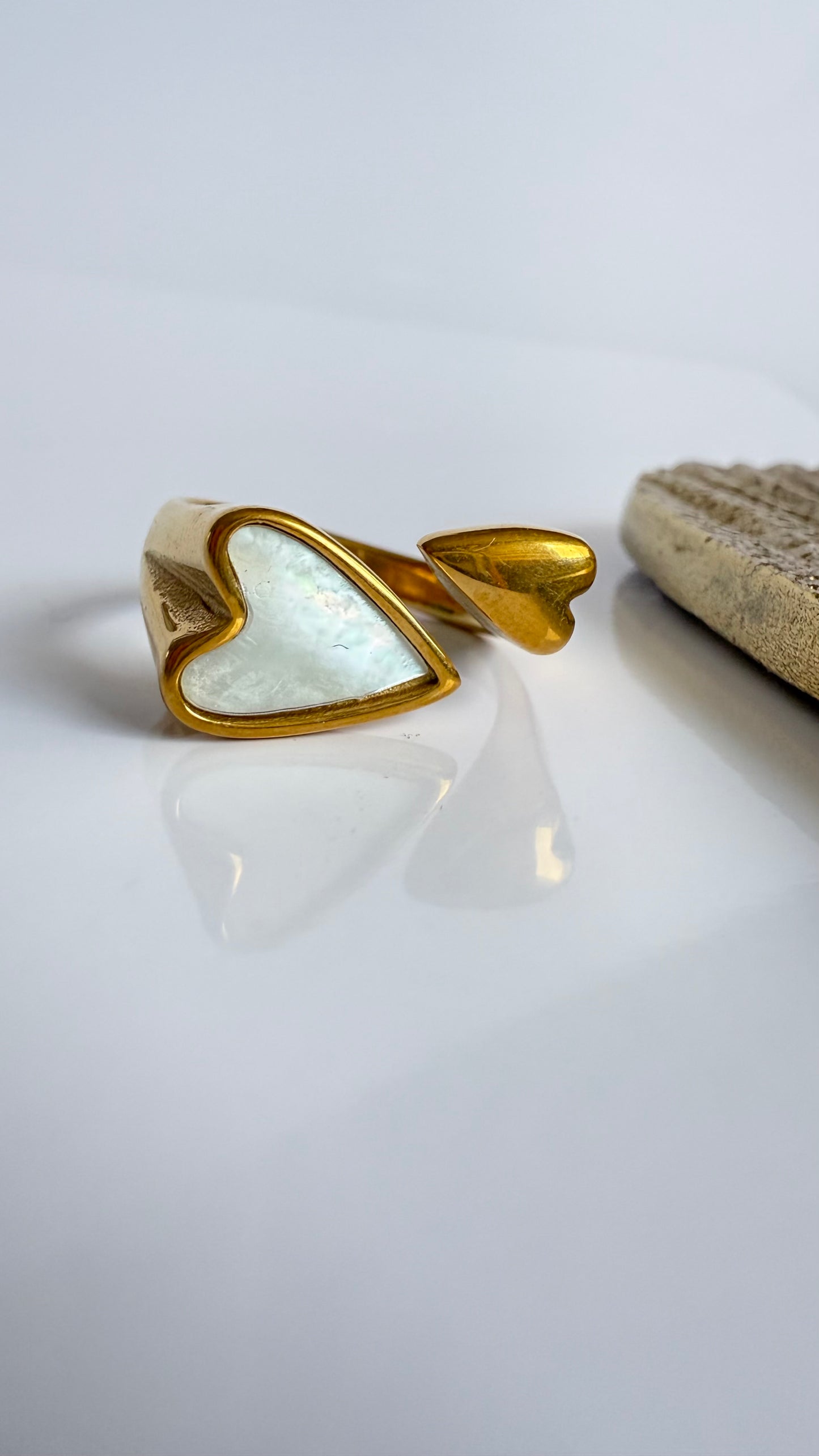 Black or White Heart- S231