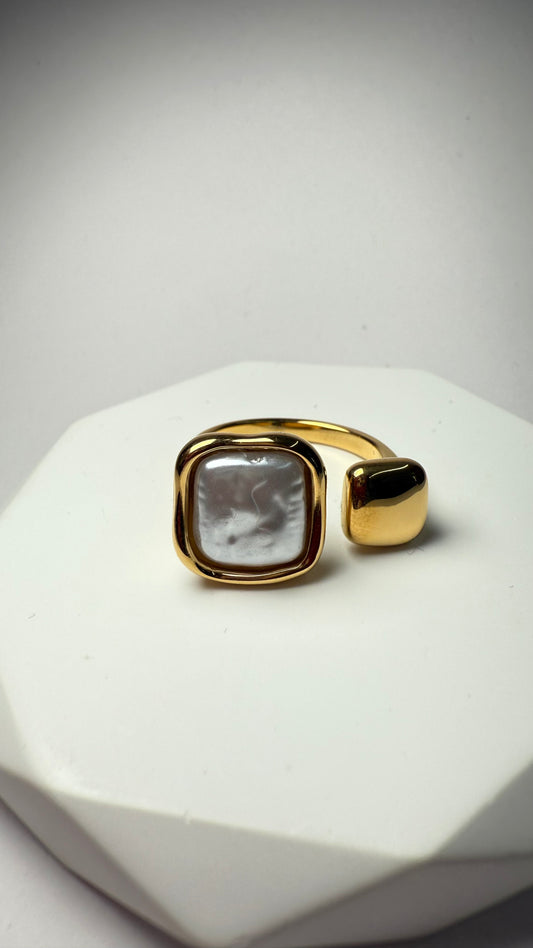 Square Pearl Ring- S220