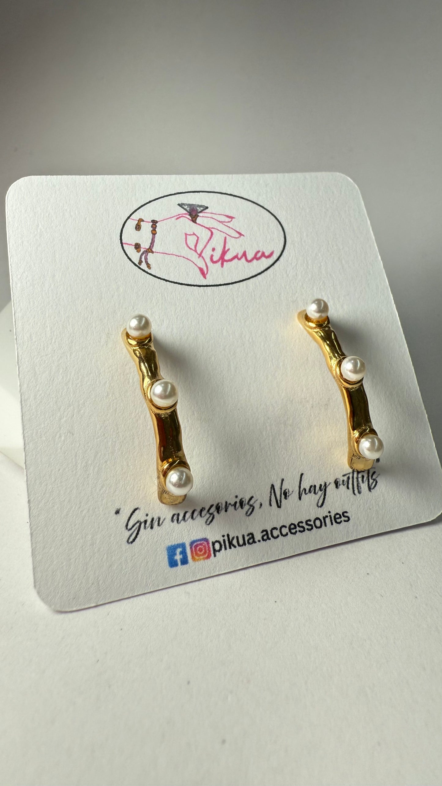 Pearls Earrings- S856