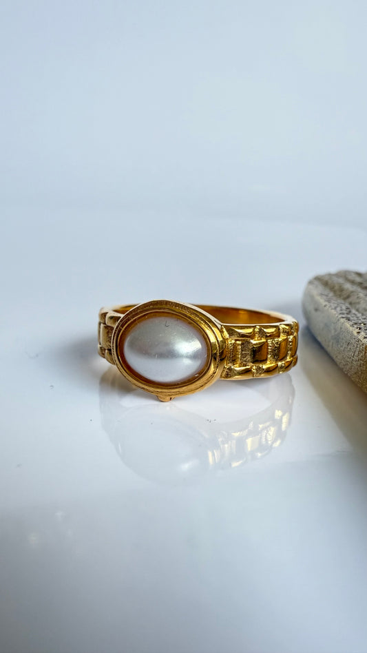 Oval Pearl Steel Ring