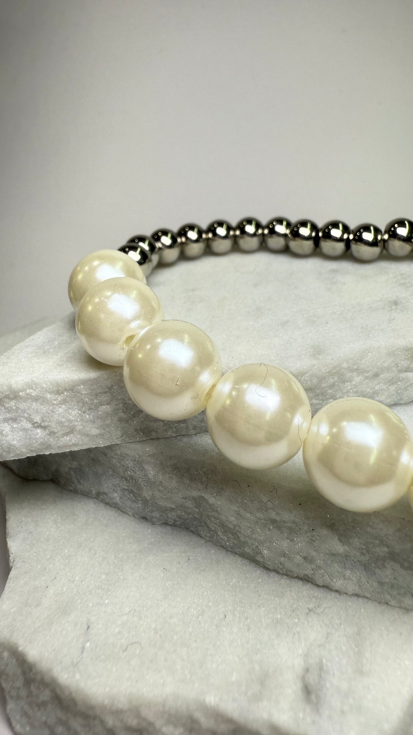 Pearls Elastic Bracelet- S5