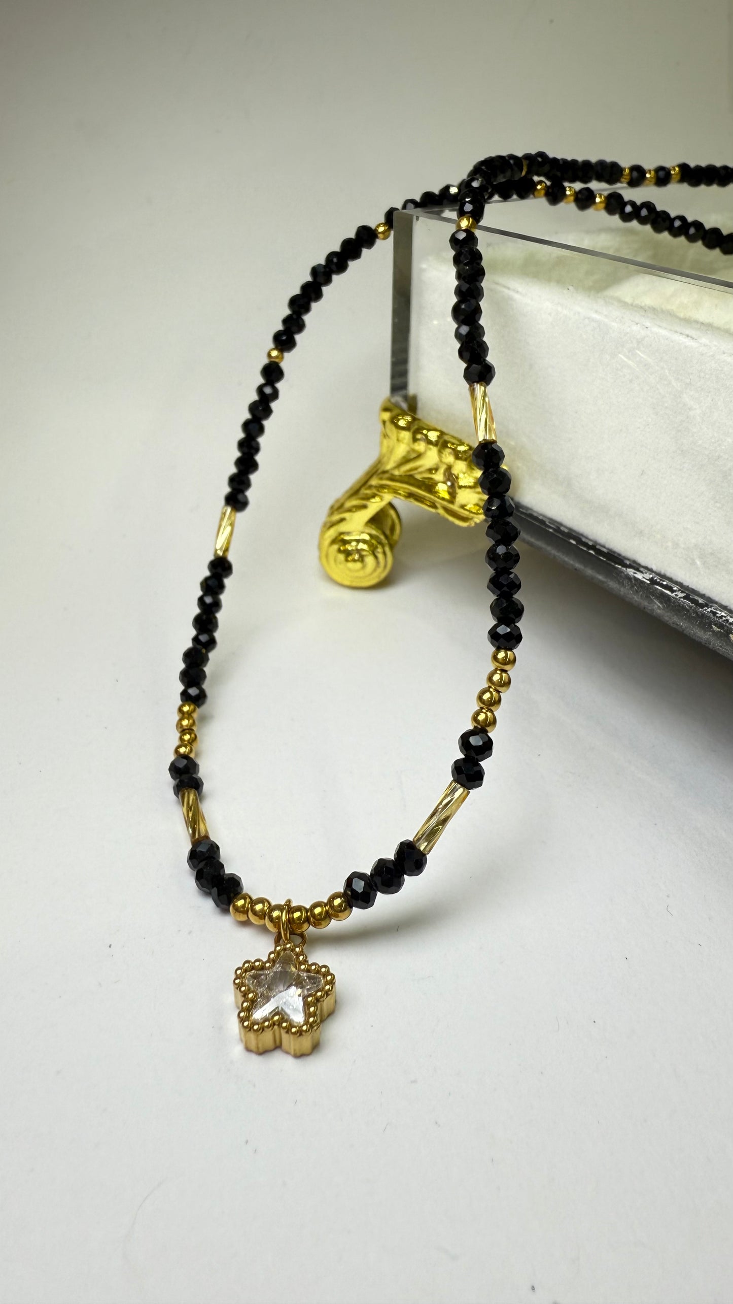 Brilliante Chocker- S213