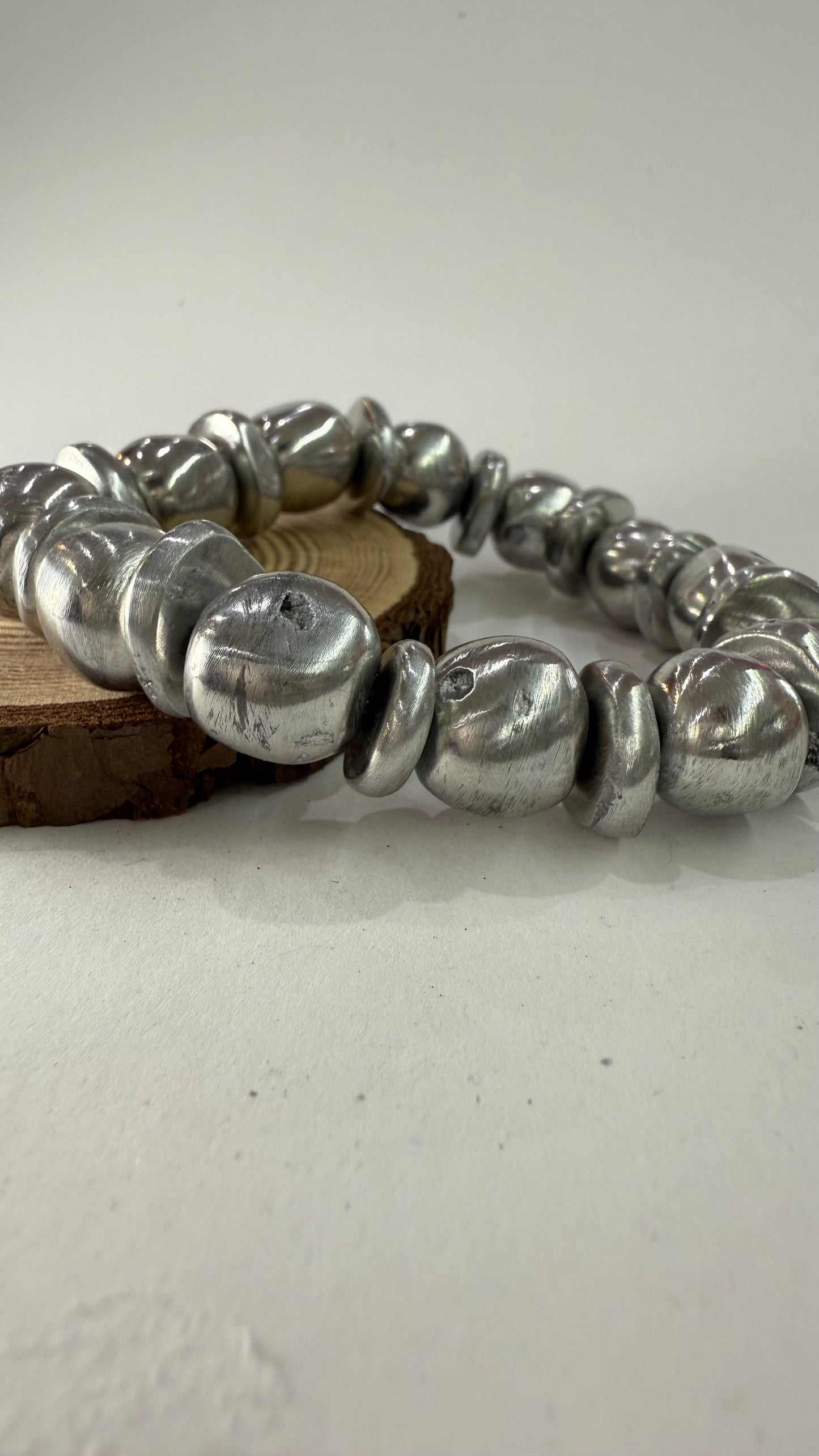 Roundelles Elastic Bracelet- A68