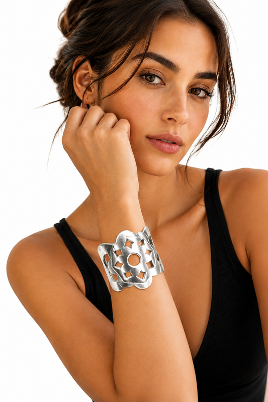 Flower Bangle- A47