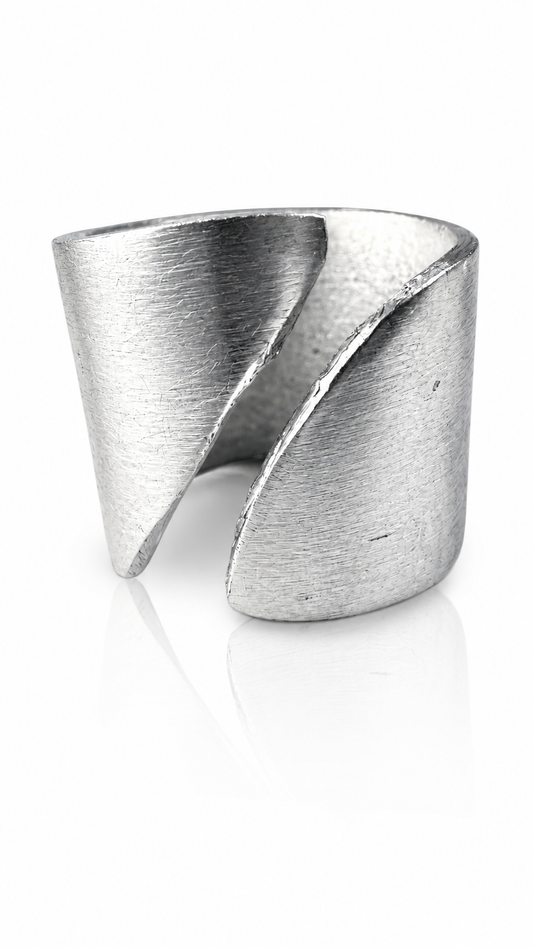 Irregulier Ring- A33