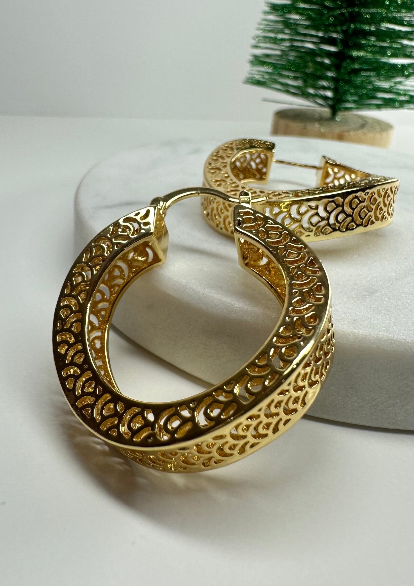 Tribal Hoops -C1718